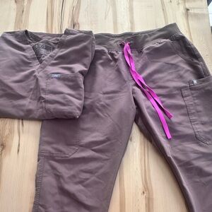 Figs Brown Scrub Set with Pink Accent